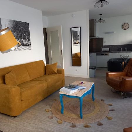 Appart Plein Centre, Balcon - 4 Personnes Sedan Exterior foto