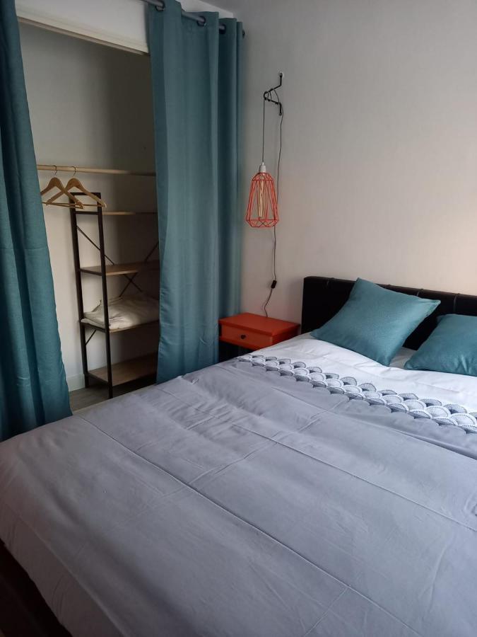 Appart Plein Centre, Balcon - 4 Personnes Sedan Exterior foto